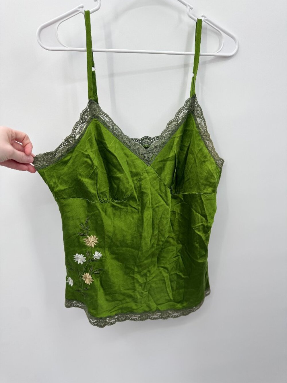 Daisy Fuentes 100% Silk Camisole Top 1X Apple Green Lace Floral Embroidered Tank